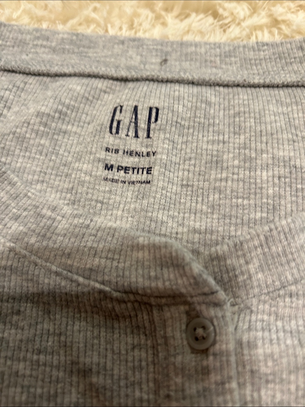 Gap Ribbed Henley - Picture 2 of 3